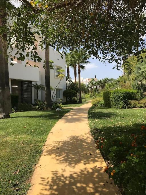 Alcazaba Blue Lagoon 3 Bedroom, Ground Floor Apartment เอสเตโปนา ภายนอก รูปภาพ