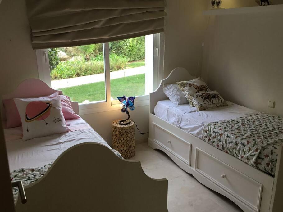 Alcazaba Blue Lagoon 3 Bedroom, Ground Floor Apartment เอสเตโปนา ภายนอก รูปภาพ